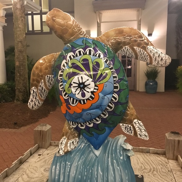 Meet your Posher, Karen - Picture 1 of 1